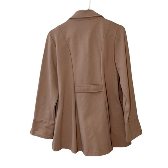 Luii cream colored coat different buttons rayon spandex blend woman’s size M - Picture 3 of 8